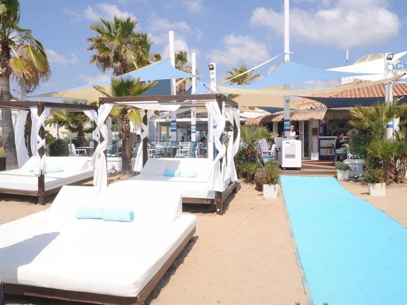 Karibu beach&pool Marbella Bagian luar foto
