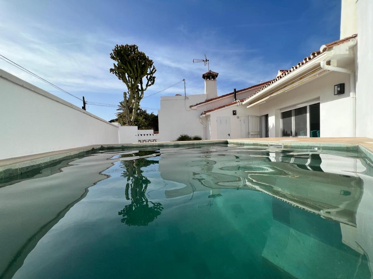 Karibu beach&pool Marbella Bagian luar foto